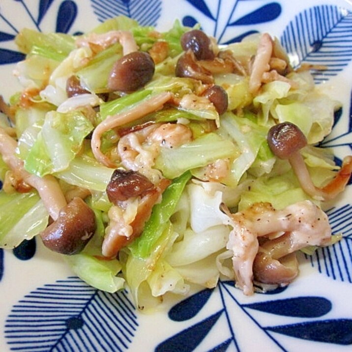 簡単☆きゃべつ・しめじのチーズ蒸し☆